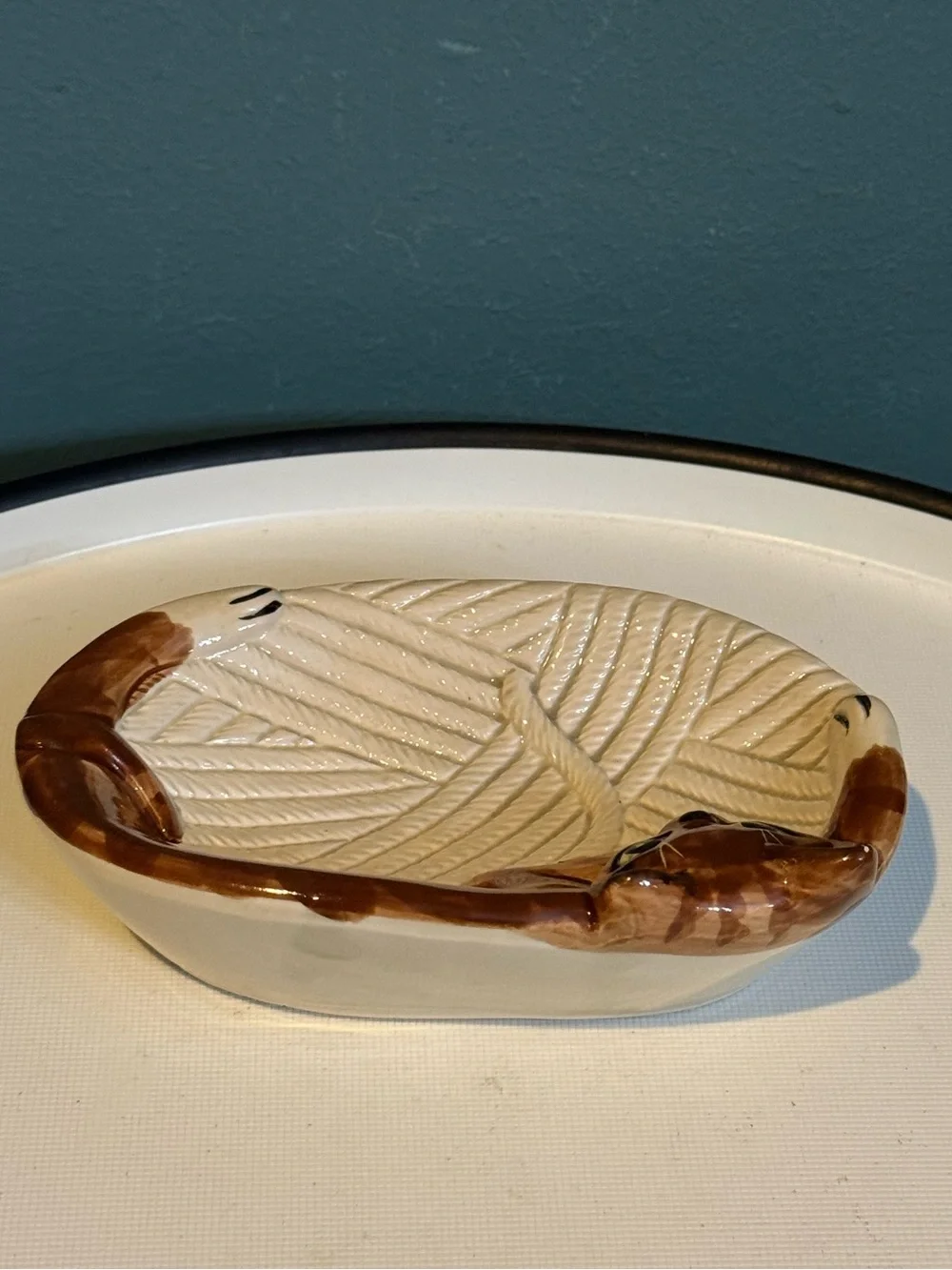 Vintage Seymour Mann Brown Tabby Cat Soap Dish Hand Painted Ceramic Japan